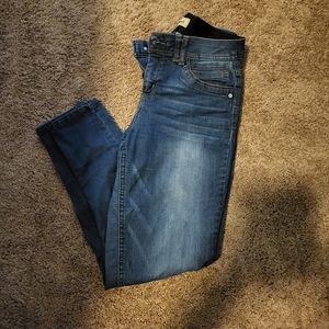 listing-status-banner